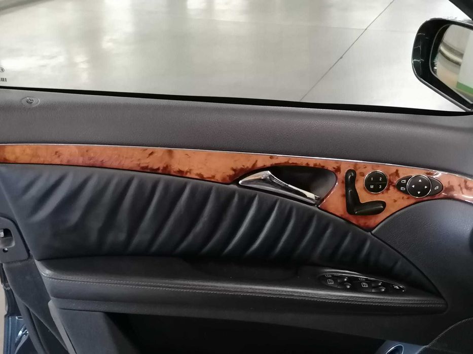 MERCEDES E 320 - V6 - Gasolina - Elegance