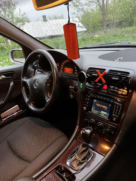 Mercedes-Benz C220 2.2 CDI W203 Elegance — Автомат