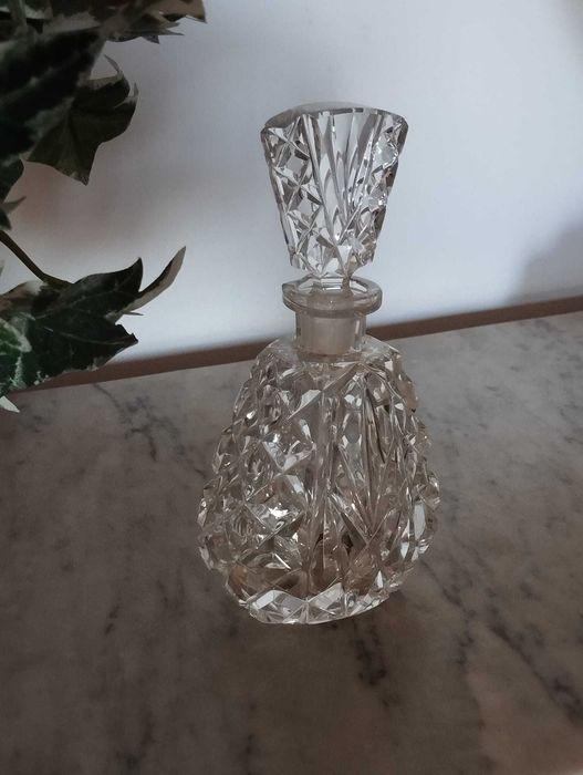 Frasco de Perfume em Cristal Antigo