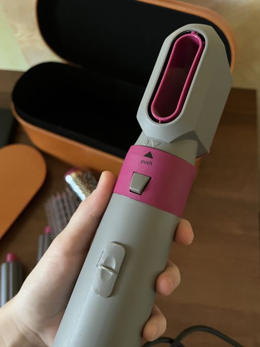 Фен з насадками