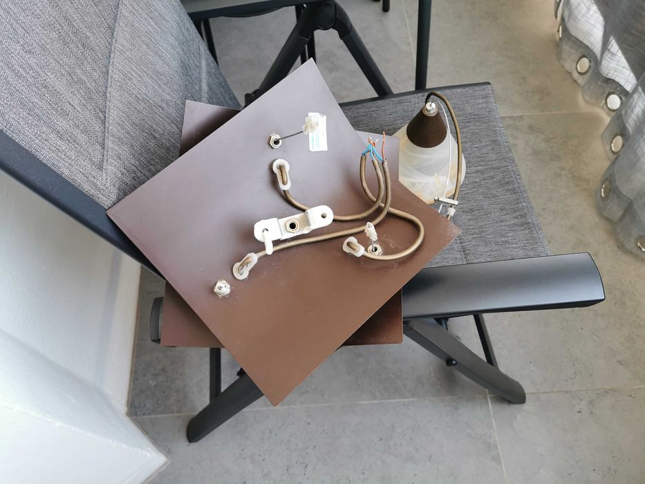 Grube szklane klosze lampa