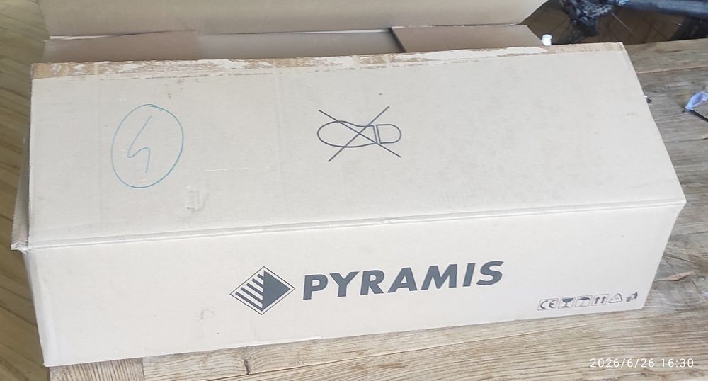 Zlewozmywak Pyramis czarny granit 76 cm /4