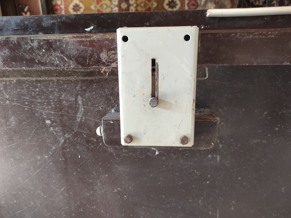 Двері металеві дверь металлическая