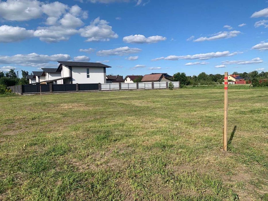 Продаж земельної ділянки 8/16 соток, село Шпитьки