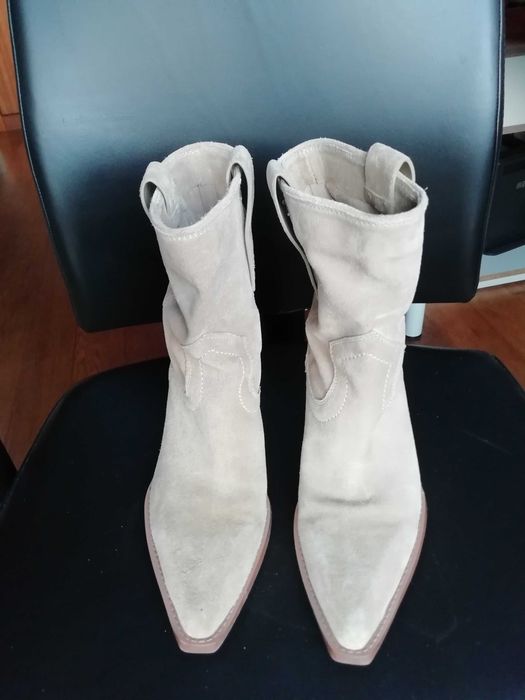 Botas  em Pele Zara
