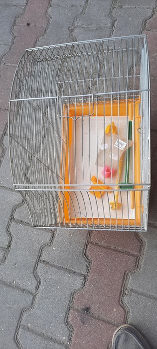 Sprzedam  klatkę do kanarka