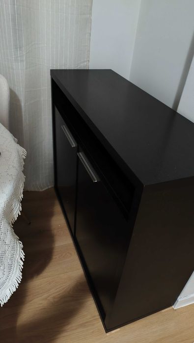 Móvel em bom estado para TV