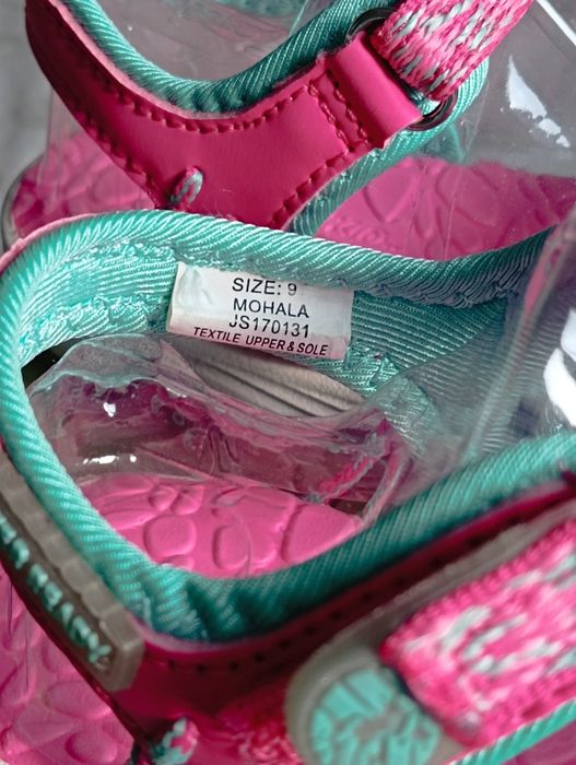 Продаю Дуже гарні та стильні дитячі сандалі Jumbu KD US 9, EU 26