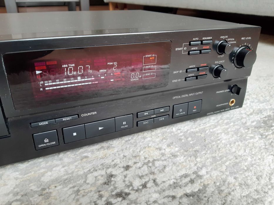 DAT дека Sony DTC-670 , Тюнер Sony ST-S444ESll