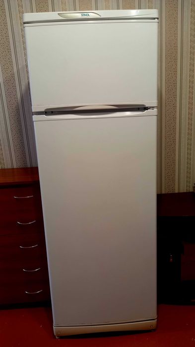 Продам холодильник Stinol під ремонт