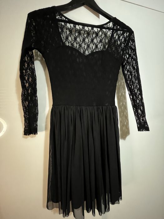 Sukienka midi czarna koronka S