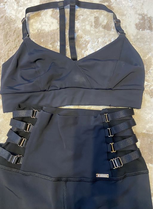 Костюми для фітнесу