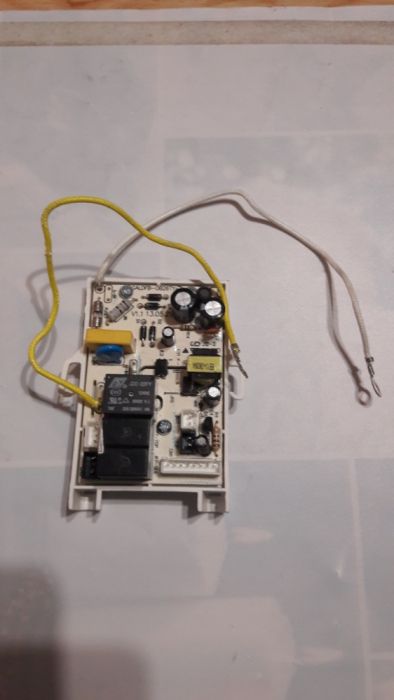 Плата питания мультиварки Vitek модельVt-4213На плате:GALDFB-OB26TY-P