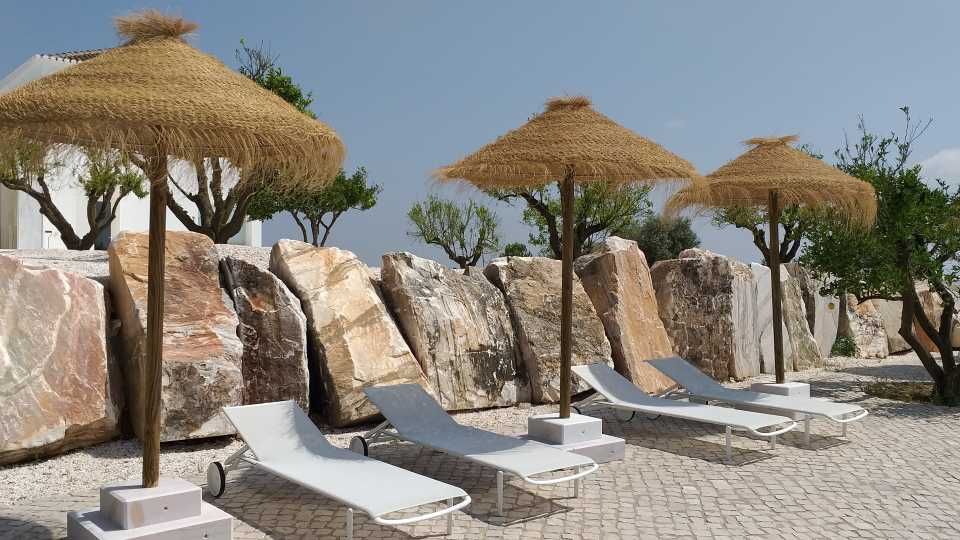 Chapeus em palha, guarda sol em palha para praias