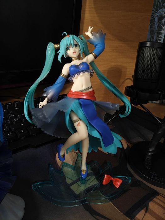 оригінальні аніме фігурки та іграшки РОЗПРОДАЖ!