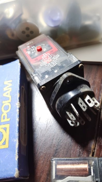 Lampy elektronowe przekaźniki