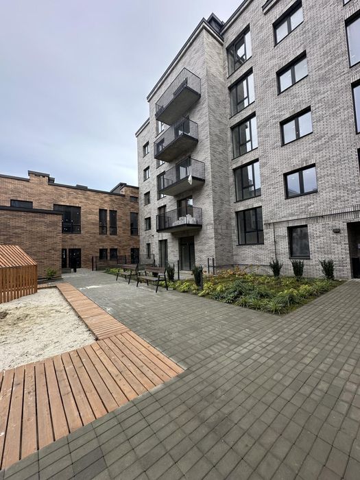 Продам квартиру в новобудові