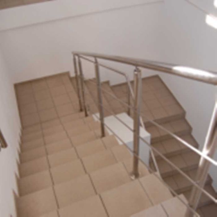 Магазин Киев 485квм метро Левобережная, Шептицкого 10 Супер Фасад