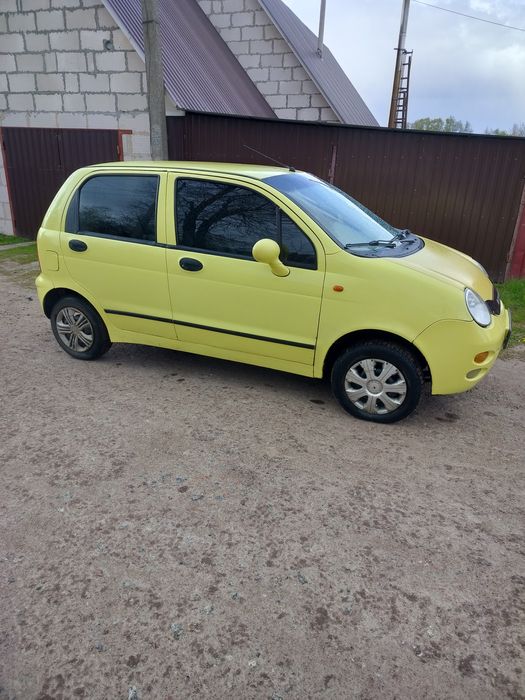 Продам економну автівку