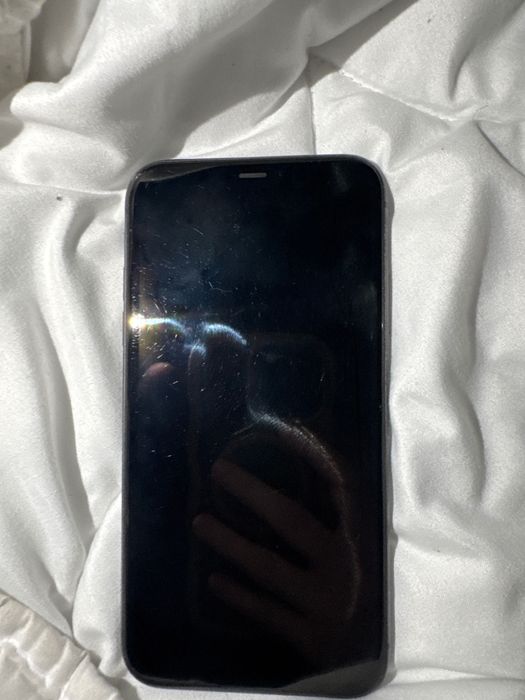 iPhone 11 продаж