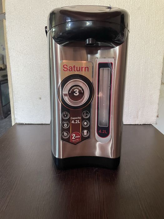 Продам чайник термоз Saturn!