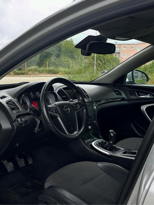 Opel insignia sport tourer