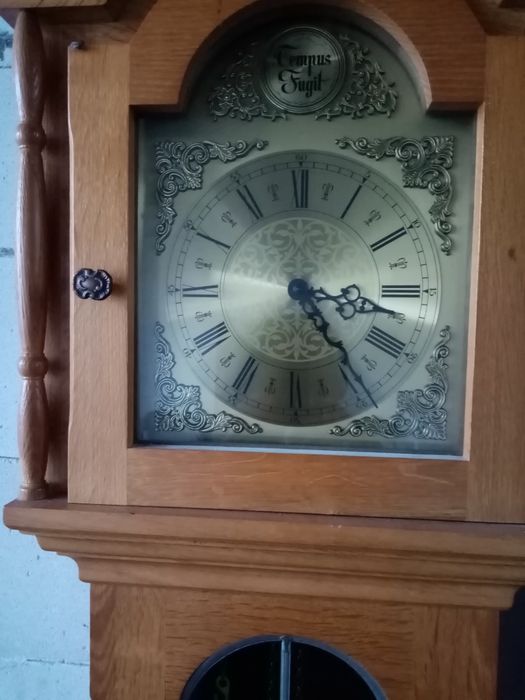 Zegar ścienny drewniany