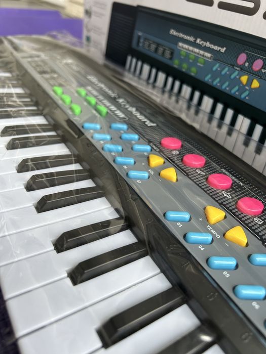 Синтезатор Дитячий (новий) с мікрофоном