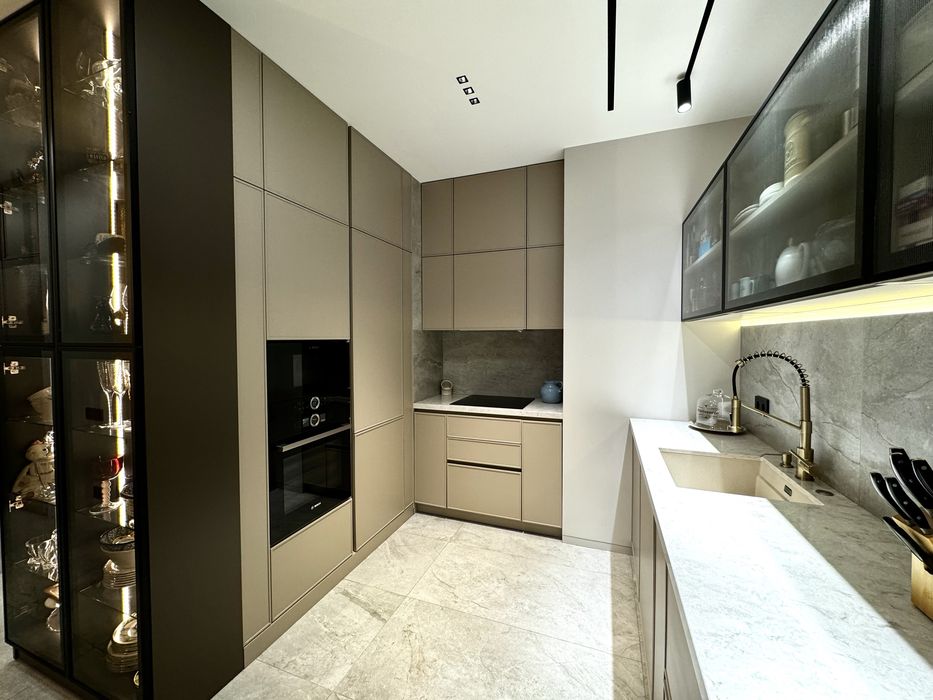 Taryan Towers видова 2к квартира з преміум ремонтом! Тарян