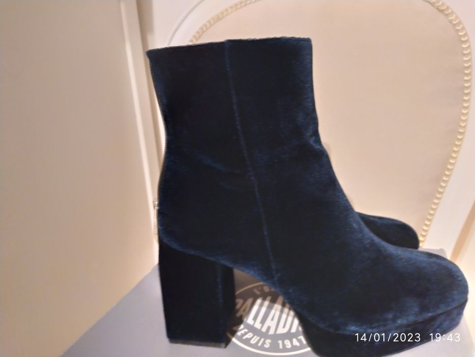 Botas Zara azuis