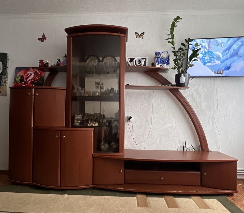 Стенка в залу, самовивіз
