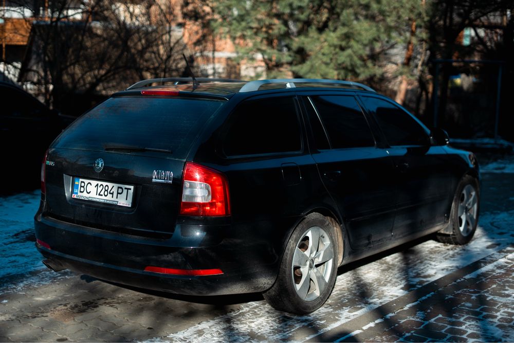 Октавія 2011р 2.0тді vrs акпп