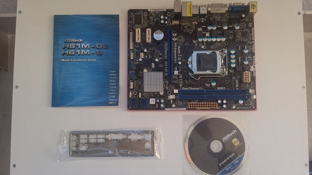 ASRock H61M-S Motherboard64750940870147121
