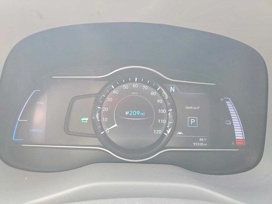 HYUNDAI Kona Electric ULTIMATE 64 кВт.