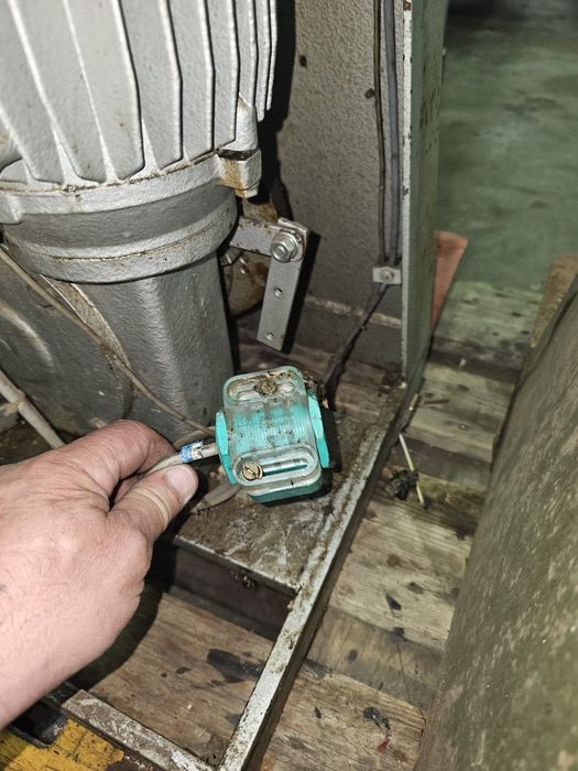 Arrolhador Vertical trifasico para reparação