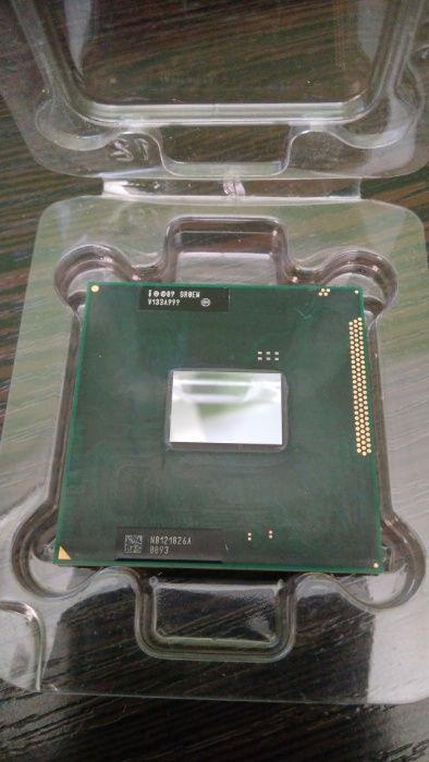 Процессор Intel Celeron B800 (2M Cache, 1.50 GHz) для ноутбука