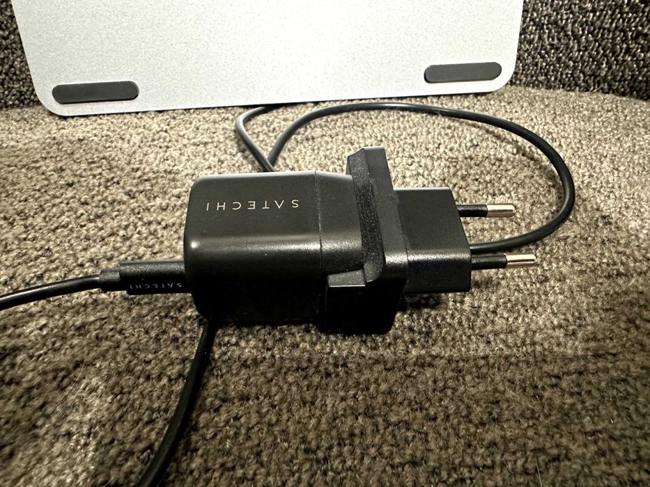 Satechi Trio Wireless Charging Pad black