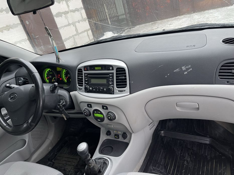 Hyundai Accent 1,6 газ бензин 2008 рік