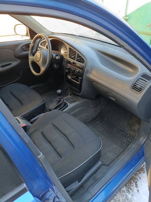 Daewoo Lanos 1.4 .