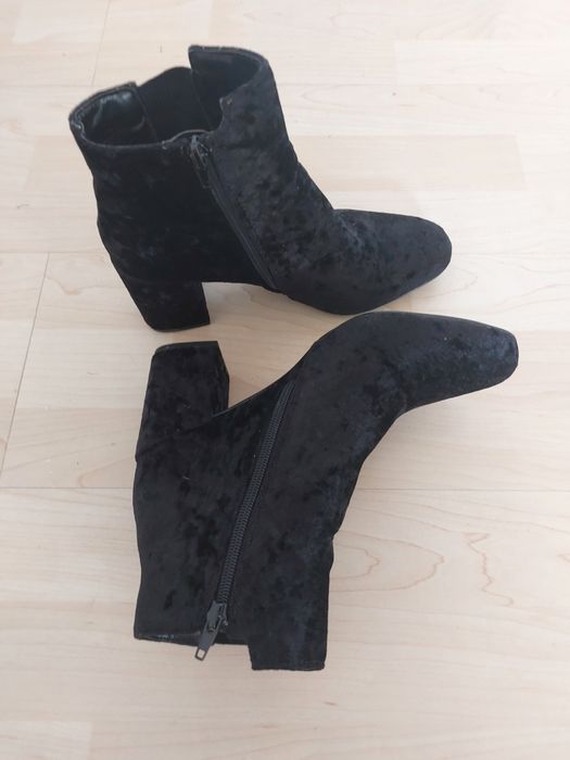 Botki welurowe Reserved 38