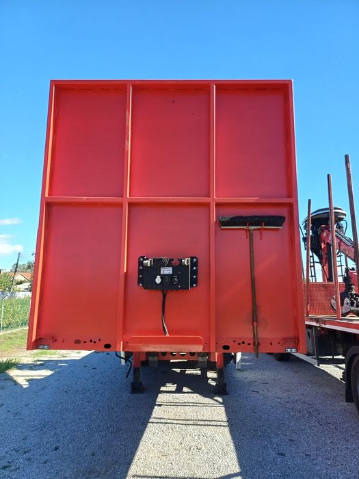 Semi reboque lecitrailer eixo d+ grua loglift 82s com motor