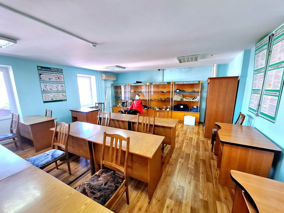 Продам офісні приміщення 115,3 кв.м  вул. К. Любомирського, 7