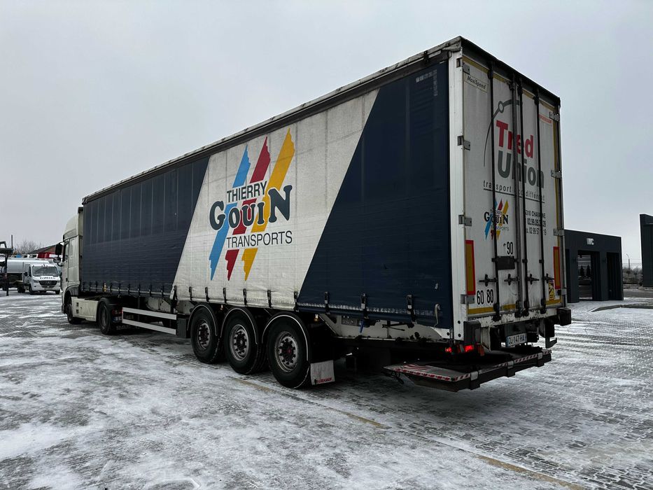 Напівпричіп штора FRUEHAUF