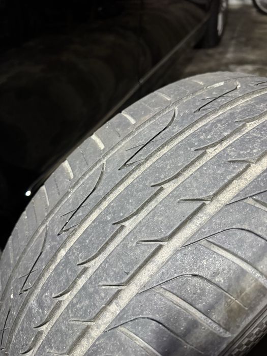 Pneu ATHREE-A 235/45 R17