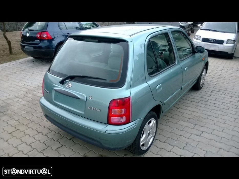 Nissan Micra 2002 para peças