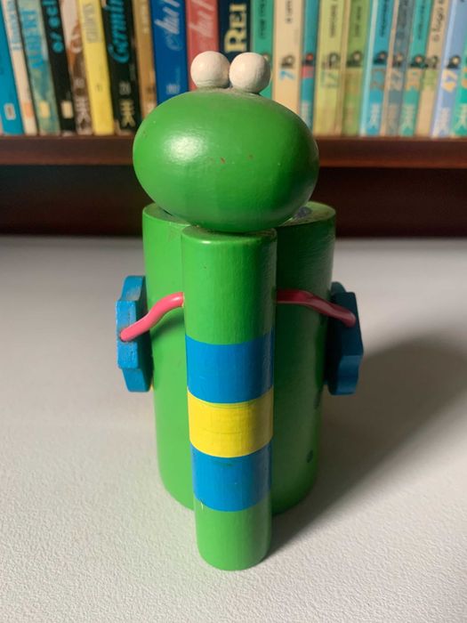 Figura Decorativa - Recipiente para Lápis / Canetas