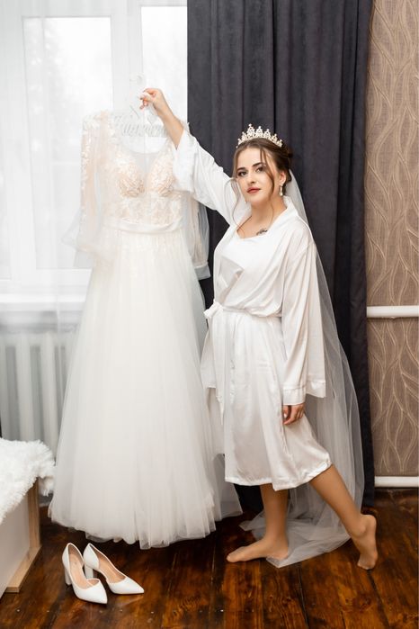 Весільна сукня, біла весільна сукня