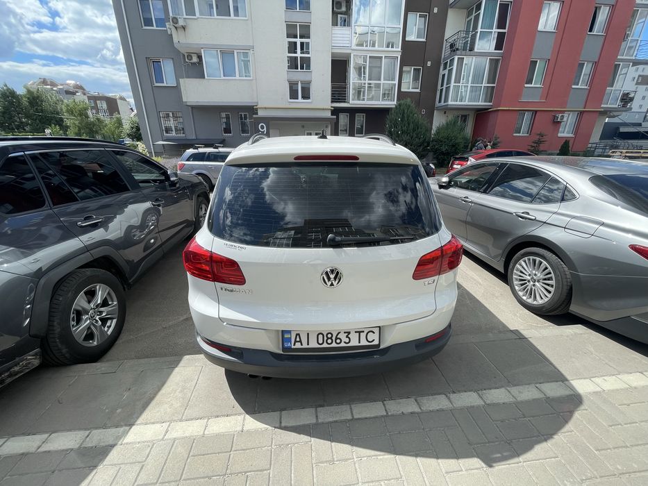 Volkswagen Tiguan 2017 VIN WVGAV7AX4HK023139 фото оголошення 5 з 11