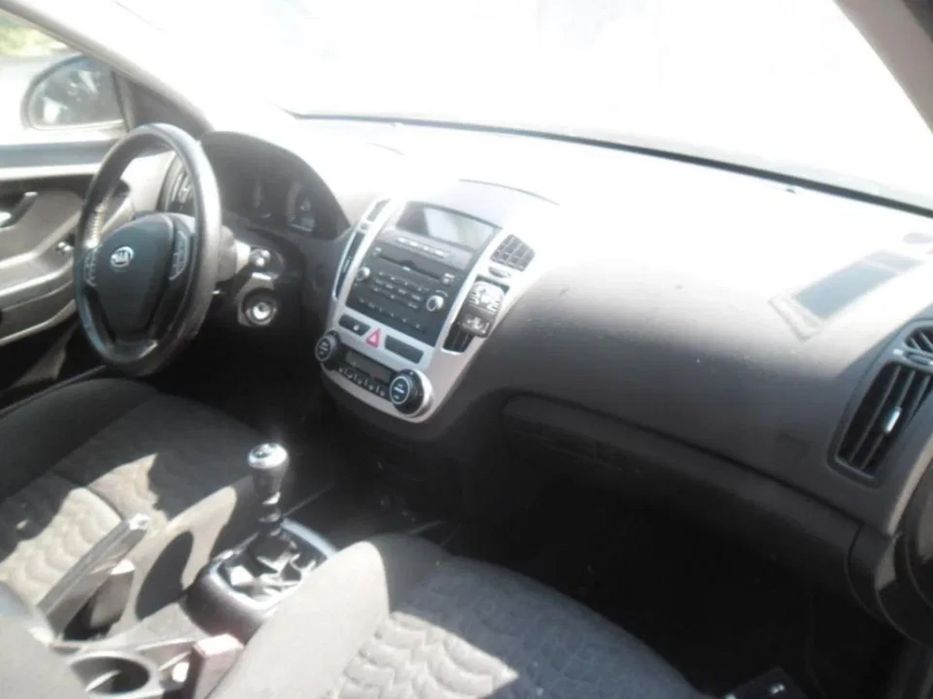 KIA CEED DESKA KONSOLA  2 X PODUSZKI 2 X PAS SENSOR