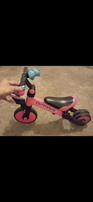 Rowerek biegowy dla dziewczynki